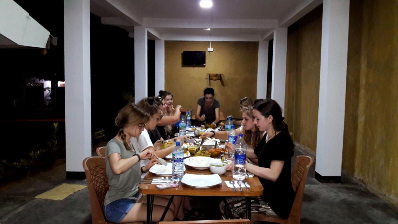 Hotel 4U Удавалаве Экстерьер фото